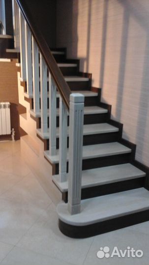 Деревянная лестница