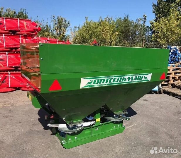 Разбрасыватель минеральных удобрений