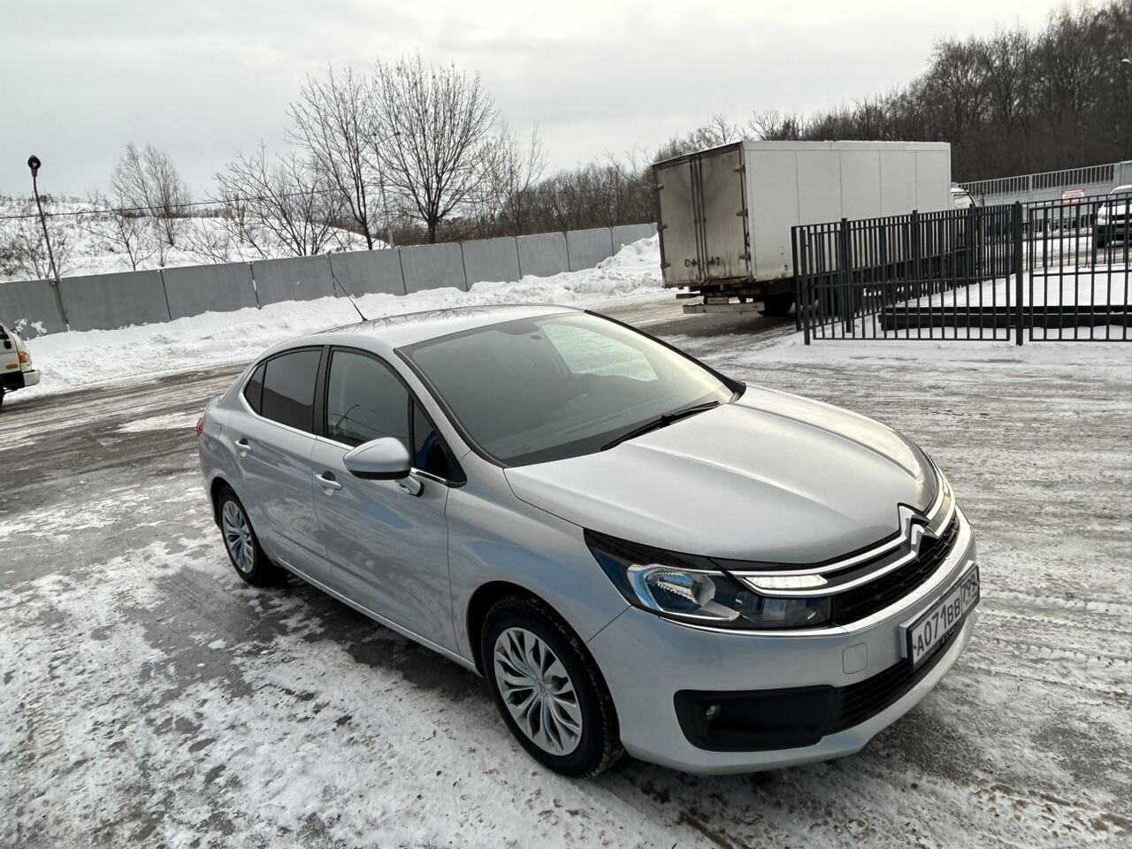 Citroen C4: фото владельца