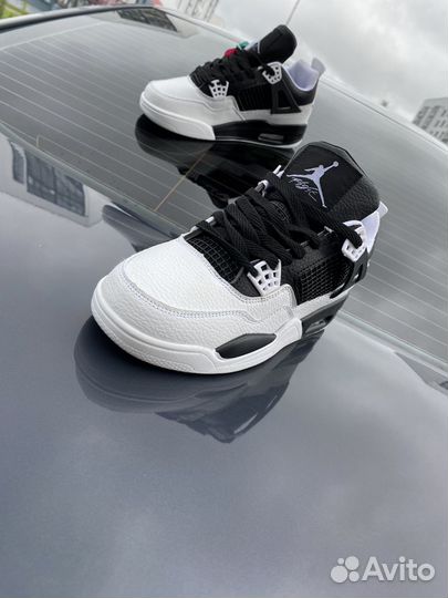 Кроссовки Nike air Jordan 4