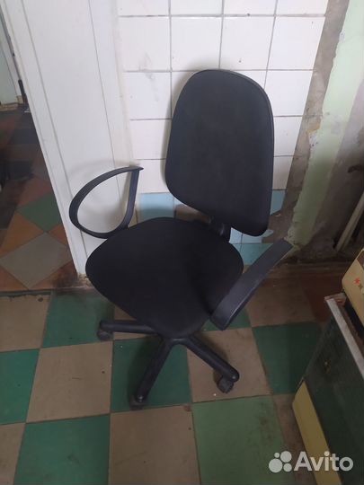 Офисное кресло бу