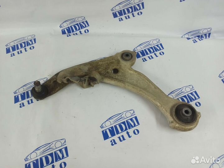 Рычаг передний левый Nissan Altima L32