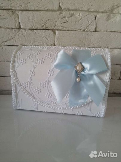 Свадебный сундук, казна для подарков