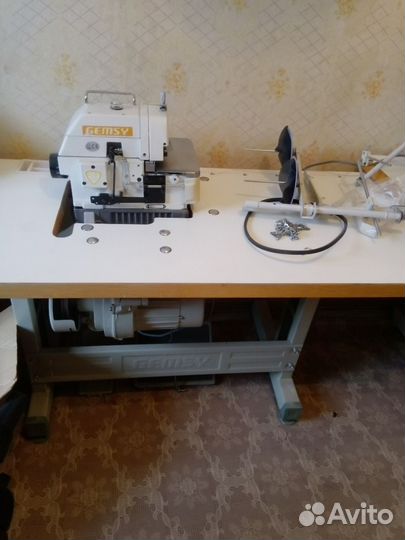 Оверлок Gemsy Gem757F