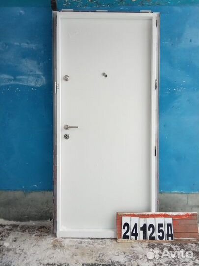 Металлические Двери Б/У 2120(в) х 930(ш) Входные