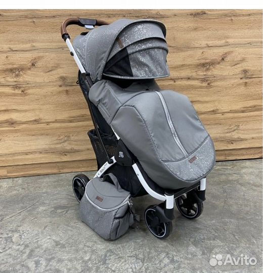 Прогулочная коляска babalo