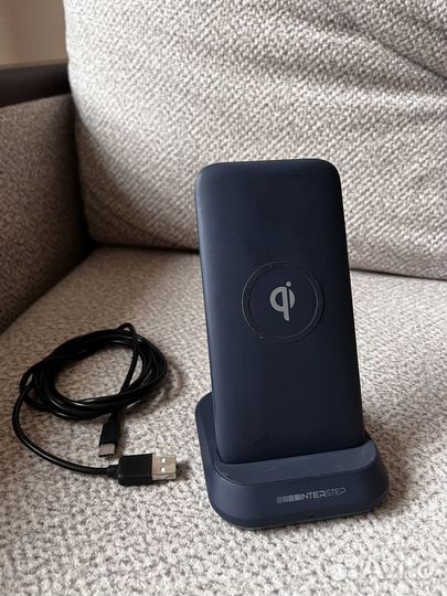 Павербанк / Powerbank с док станцией, Interstep