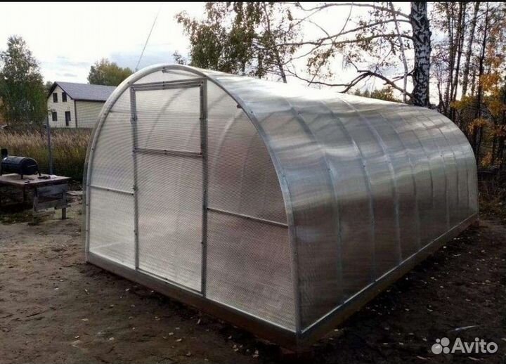 Теплица из поликарбоната