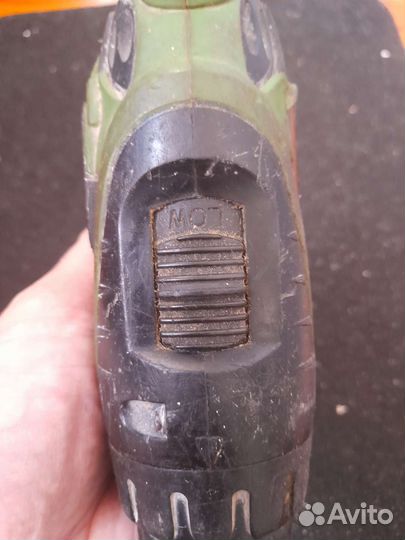 Hitachi тушка рабочий