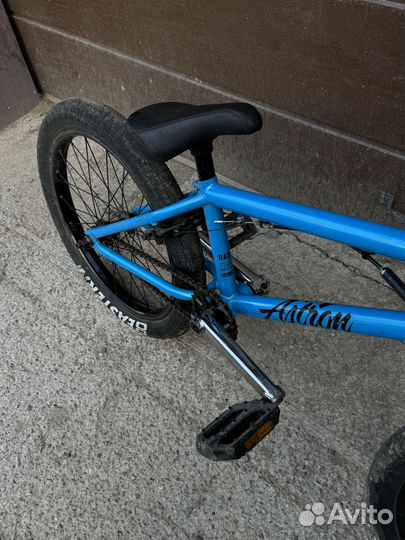 Трюковой велосипед bmx