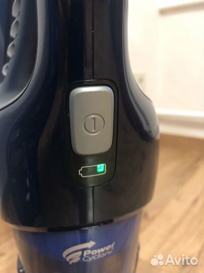 Ручной беспроводной пылесос 