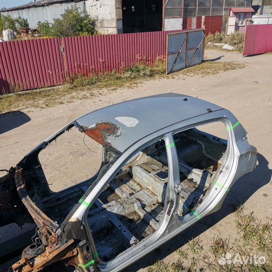 Крыша Hyundai I20 2010