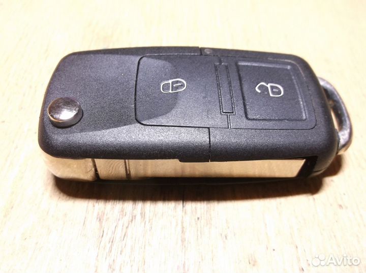 7M3 959 753 Sharan/Alhambra/Cordoba/Ibiza key