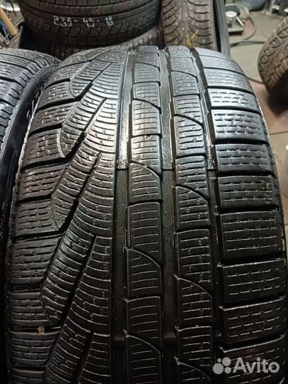 Pirelli Winter Sottozero 245/40 R20 99V