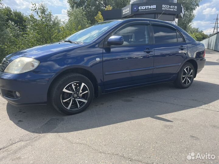 Toyota Corolla 1.6 AT, 2004, 268 000 км
