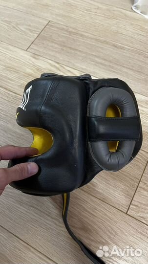 Боксерский шлем