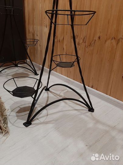 Подставка для цветов