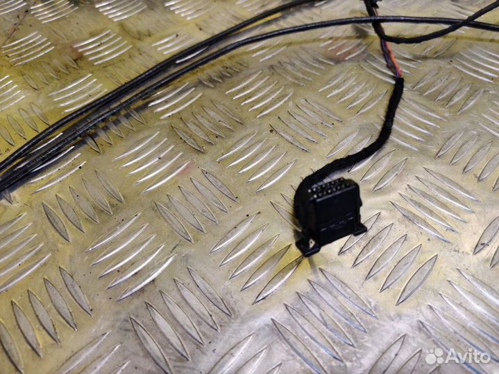 Датчик открытия крышки багажника Audi A7 4G 4GA