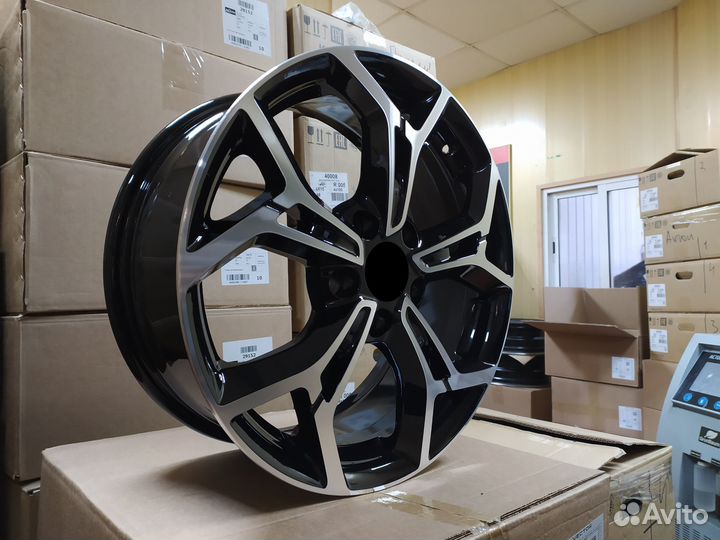 Новые комплект Россия R17 Kia Sportage Ceed K5