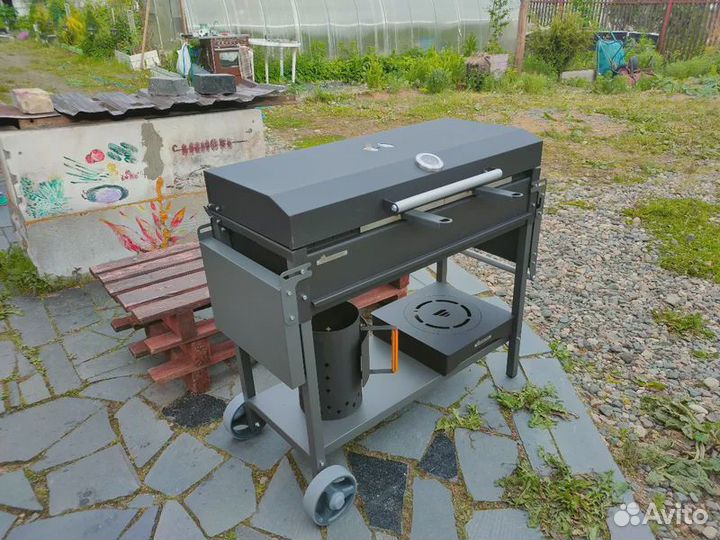 Мангал гриль коптильня с крышкой, столиками