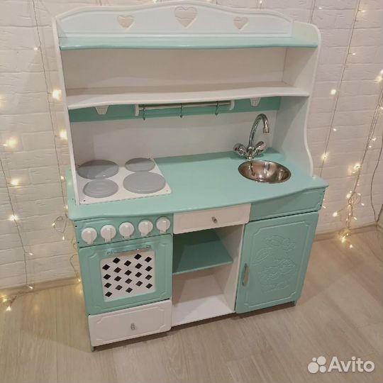 Детская игровая кухня деревянная