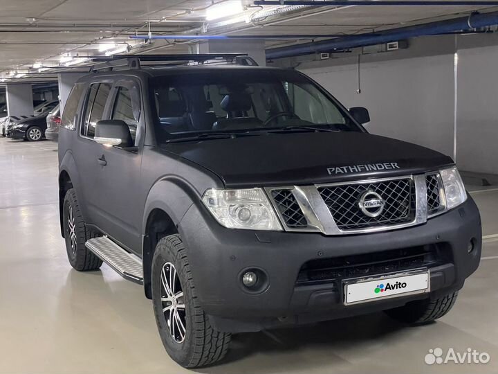 Nissan Pathfinder 2.5 AT, 2010, 235 000 км