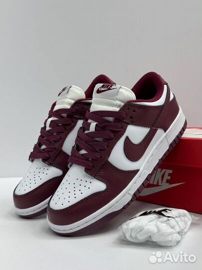 Кроссовки Nike dunk бордовые 4
