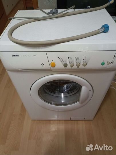Стиральная машина бу Zanussi Aquacycle 900