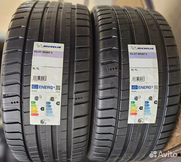 Michelin Pilot Sport 5 235/45 R19 99Y