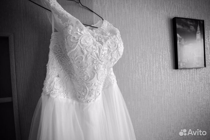 Свадебное платье 44-46