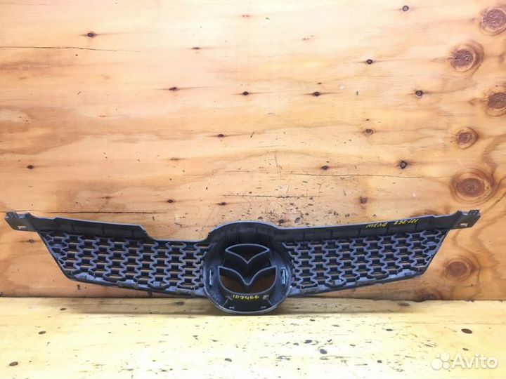 Решетка радиатора Mazda Demio DY3W zjve 2005