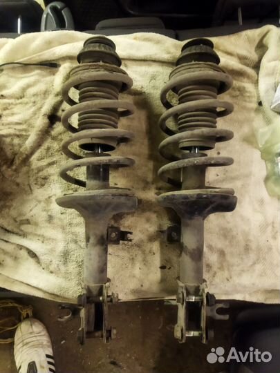 Стойки передние Шевроле Авео т 250