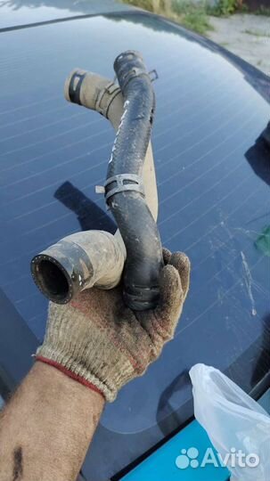 Патрубок lancer 9