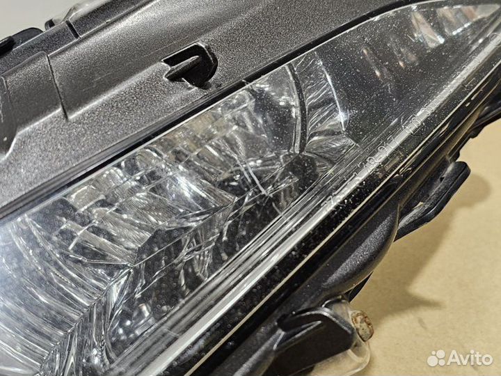 Фара противотуманная передняя правая Lexus Rx 4