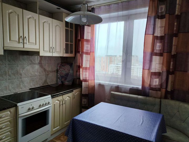 2-к. квартира, 52 м², 17/17 эт.