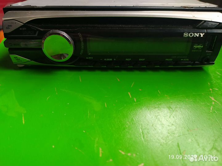 Автомагнитола sony