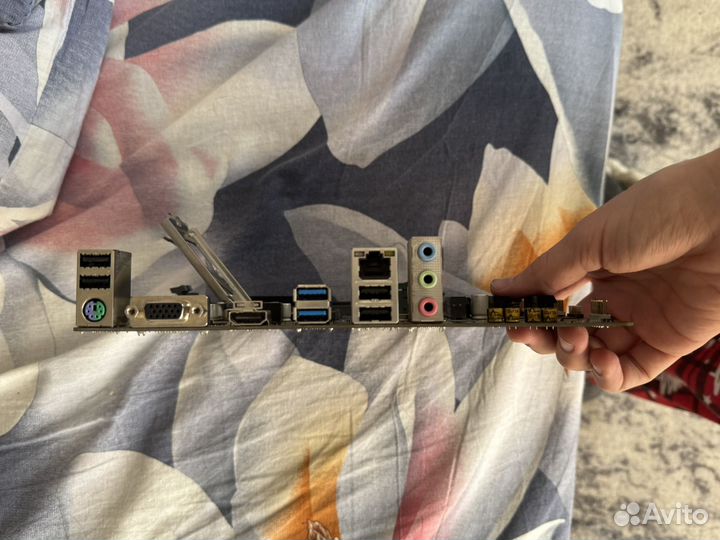 Материнская плата lga 1151