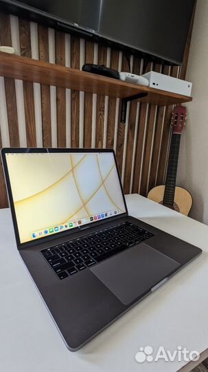 Apple MacBook Pro 15 2016 i7 2.9/16/1tb/4gb