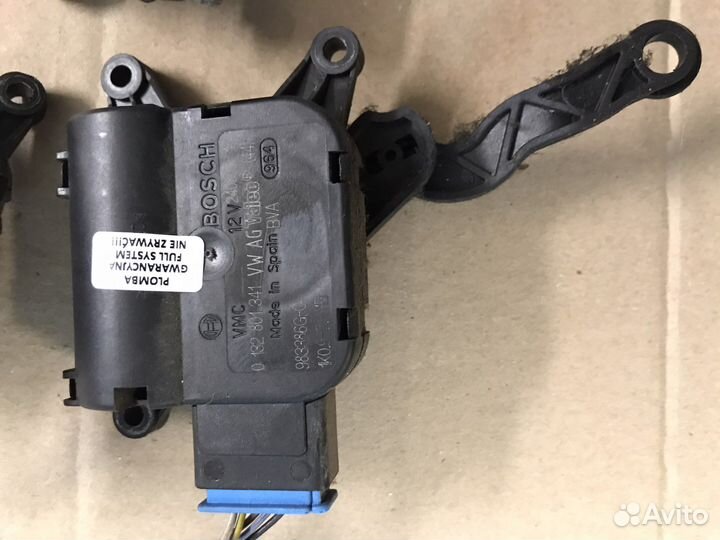 Сервопривод заслонки отопителя VW Tiguan