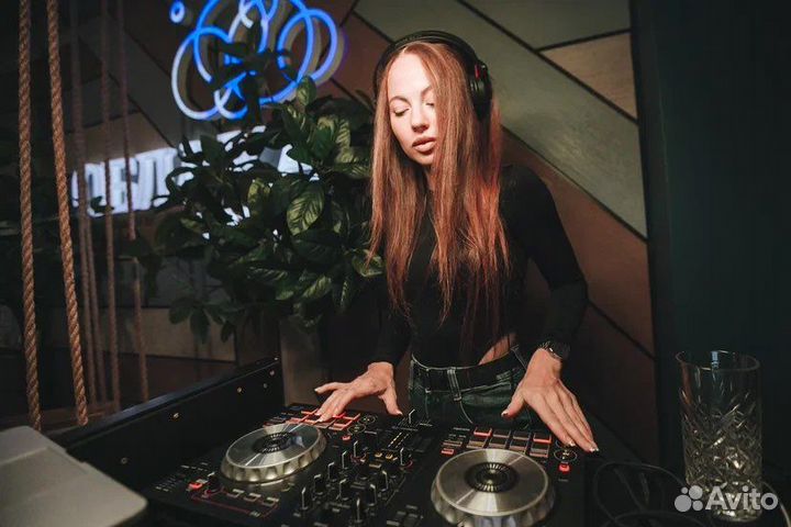 Диджей на мероприятие, Dj, Выпускной, Свадьбу