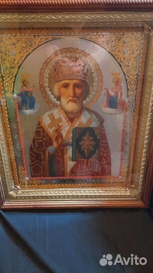 Иконы ручной работы освещены в Сергиевом Посаде