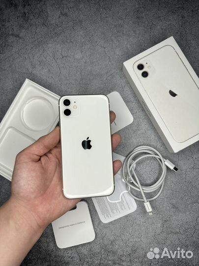 iPhone 11, 64 ГБ