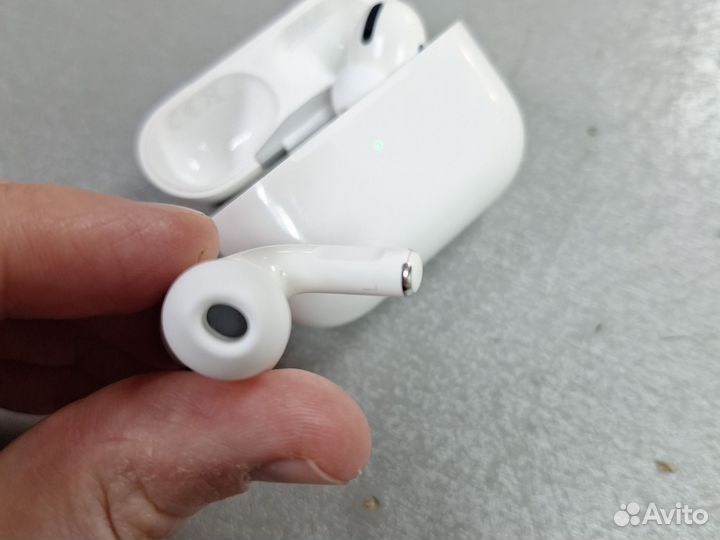 Наушники Airpods Pro