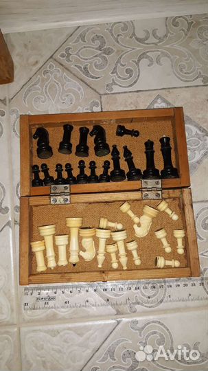 Шахматы дорожные, счеты, игр кости СССР