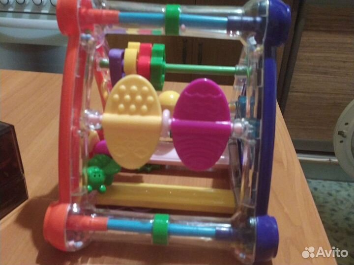 Развивающие игрушки для малышей