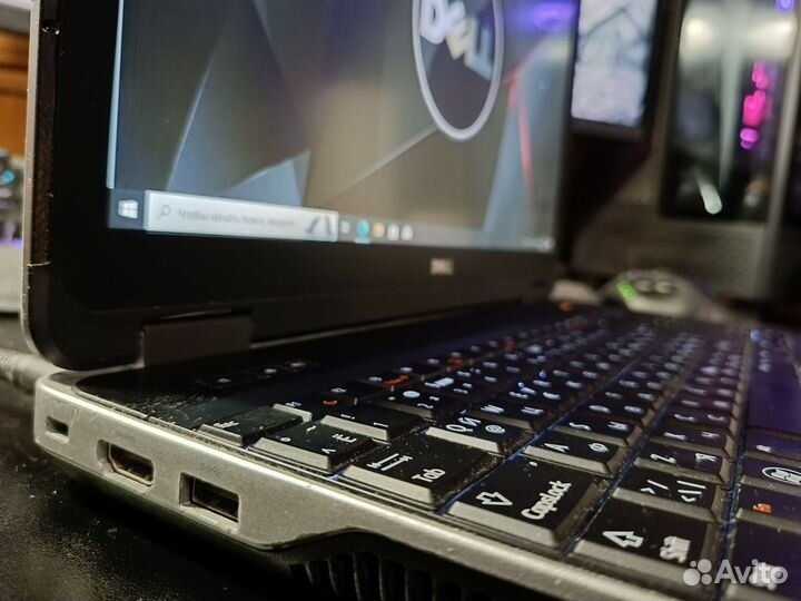 Dell Latitude 15.6 Core i5 / 8Gb / 256gb / FHD