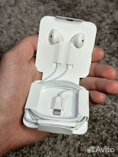 Наушники Apple EarPods Lightning. Оригинал