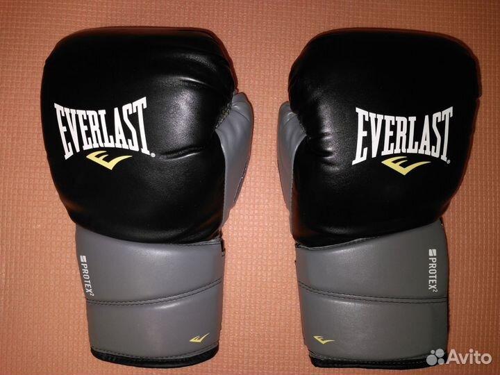Боксерские перчатки Everlast Protex2 GEL 12 унций