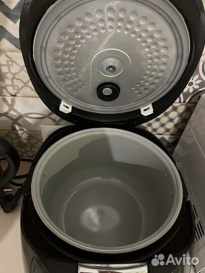 Продается мультиварка Polaris