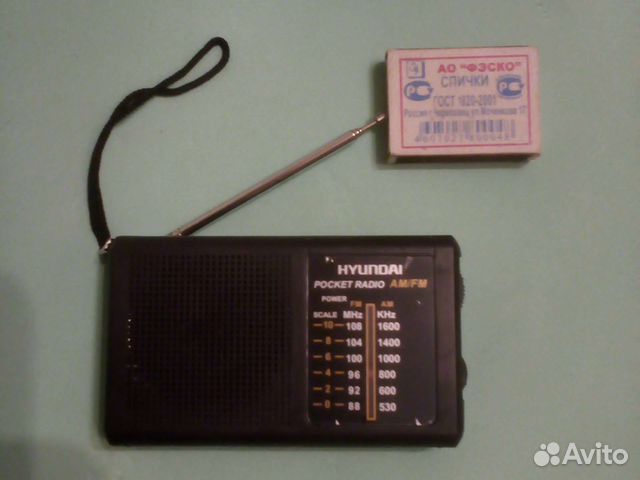 Портативное радио Hyundai H-PSR130